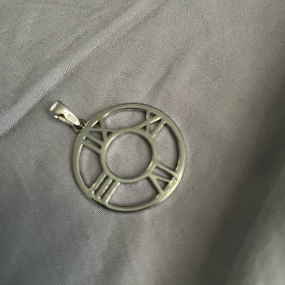 Pendant 925 Atlas Open Medallion TIFF. Style Pendant - Picture 3 of 4